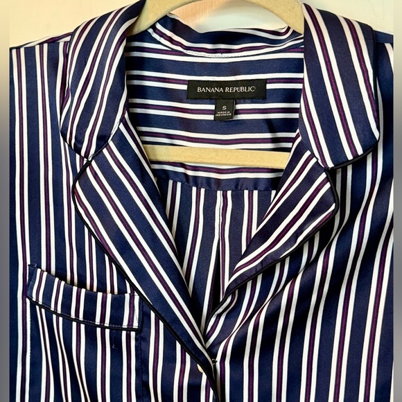 Banana Republic Navy Striped Button Down Pajama-Style Shirt Blouse- Small - Picture 8 of 11